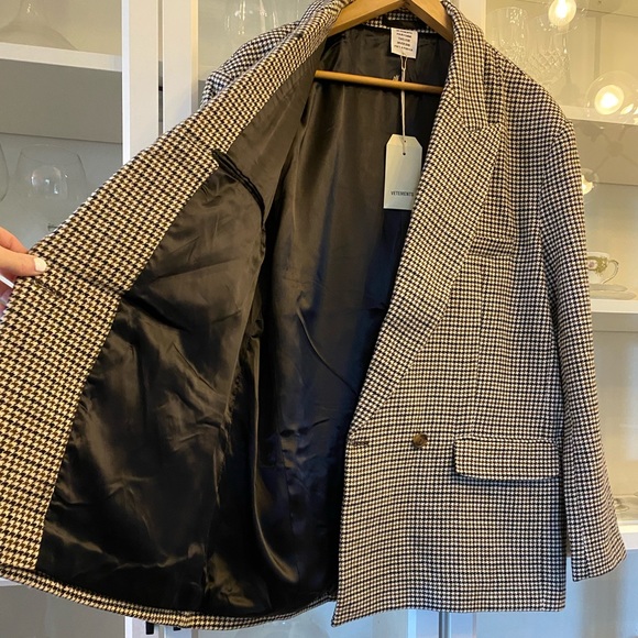 VETEMENTS Oversized Blazer - Picture 9 of 16